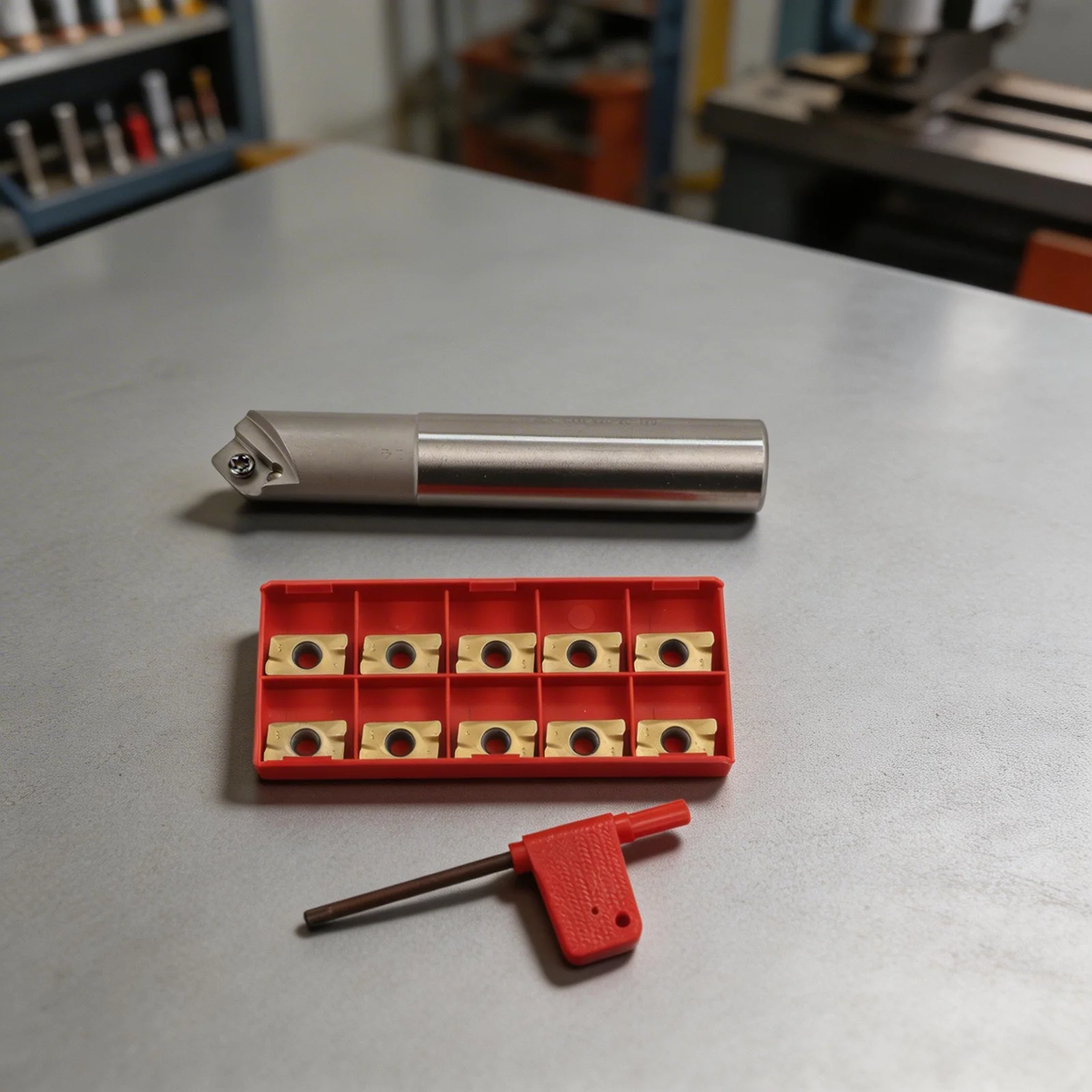 Chamfer End Mill Cutter C2020120L 20mm with 10 APMT1604 Inserts for Reliable and Efficient Metalworking Solutions
Chamfer End Mill Cutter C2020120L 20mm with 10 APMT1604 Inserts for Reliable and Efficient Metalworking Solutions