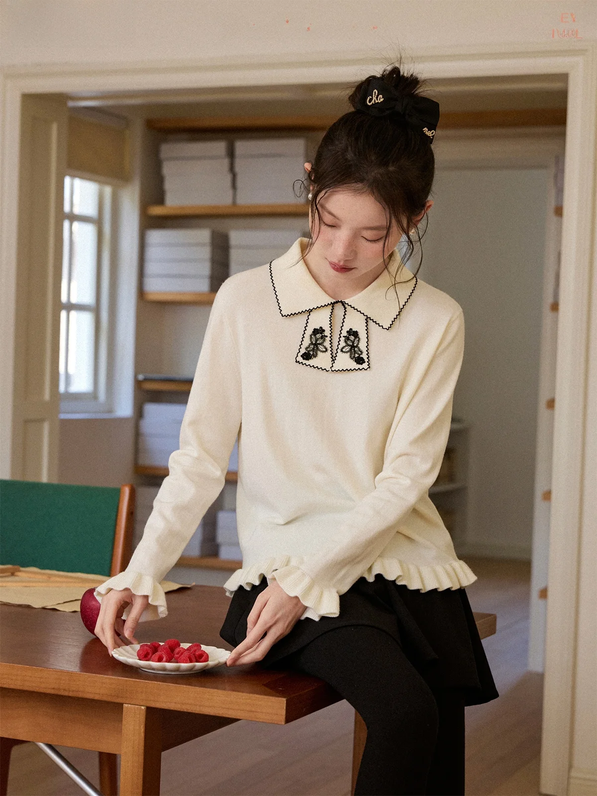 Alice the Squirrel Miss Rabbit Velvet Knitwear Anti-Pilling Retro Knot Color Blo Women's Long Sve Sweater
Alice the Squirrel Miss Rabbit Velvet Knitwear Anti-Pilling Retro Knot Color Blo Women's Long Sve Sweater