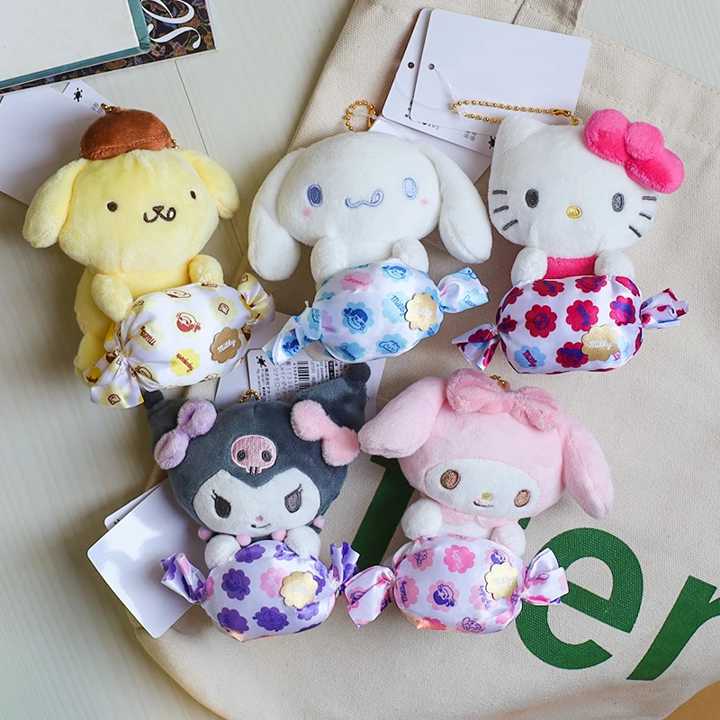 Плюшевая подвесная кукла Kuromi, держащая конфет, милая Cinnamoroll My Melody Hello Kitty, украшение для сумки, очаровательный брелок, сумка, аксессуары, подарки
Плюшевая подвесная кукла Kuromi, держащая конфет, милая Cinnamoroll My Melody Hello Kitty, украшение для сумки, очаровательный брелок, сумка, аксессуары, подарки