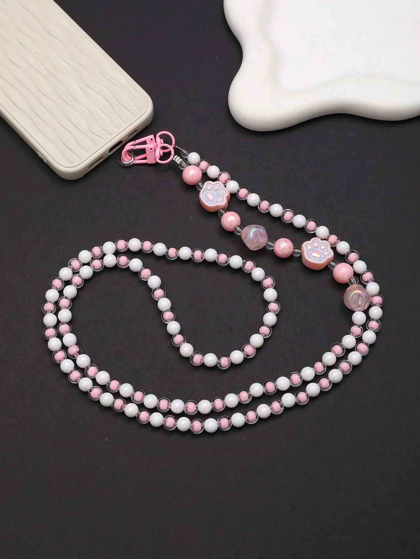 Colorful bead in bead cat claw long diagonal cross phone strap with transparent card
Colorful bead in bead cat claw long diagonal cross phone strap with transparent card