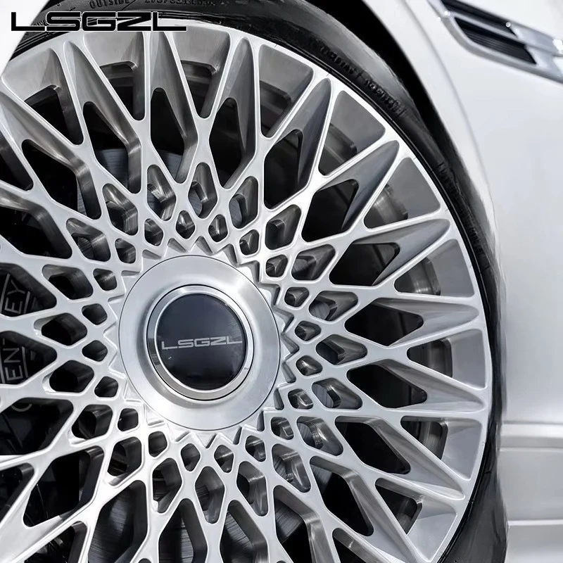 Hot-selling Forged Central Alloy 2-pieces18 20 21 22 24 26 Inch Brushing Silver Wheels 5x114.3 5x112 Car Wheel for Benz Audi BMW
Hot-selling Forged Central Alloy 2-pieces18 20 21 22 24 26 Inch Brushing Silver Wheels 5x114.3 5x112 Car Wheel for Benz Audi BMW
