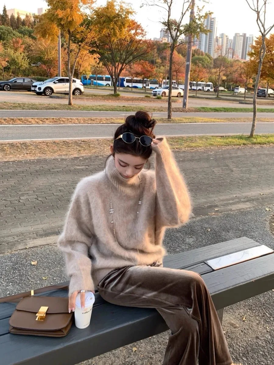 Korean Laid-ba Sle Thiened High-ne Knitted Sweater And Pants Set Soft Furry Faionable Autumn Winter Women's Outfit
Korean Laid-ba Sle Thiened High-ne Knitted Sweater And Pants Set Soft Furry Faionable Autumn Winter Women's Outfit