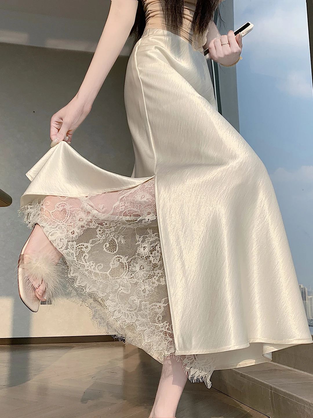 High Waist A-Line Skirt Lace Patchwork Silk Half-length Women's Summer Design Side Slit Long Skirt Soft Comfortable Polyester...
High Waist A-Line Skirt Lace Patchwork Silk Half-length Women's Summer Design Side Slit Long Skirt Soft Comfortable Polyester...