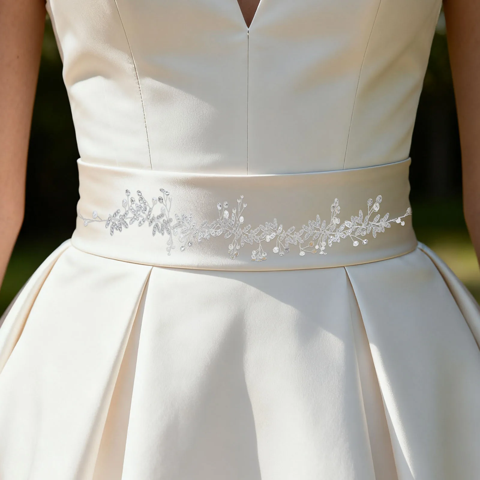 Wedding Bridal Sash Belt Rhinestone Crystal Pearl Waistband Elegant Dress Decor for Bride Bridesmaid Party Formal Event Photo
Wedding Bridal Sash Belt Rhinestone Crystal Pearl Waistband Elegant Dress Decor for Bride Bridesmaid Party Formal Event Photo