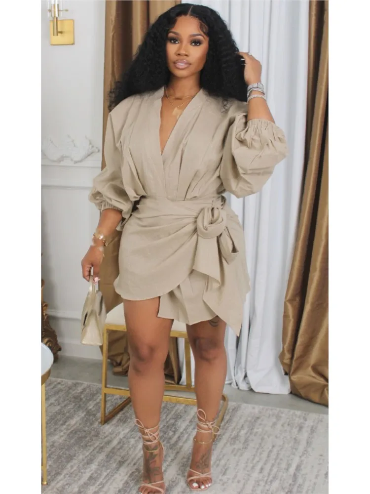 Модное однотонное платье с v-образным вырезом для женщин, элегантное мини-платье с длинным рукавом и высокой талией на шнуровке, женские платья, праздничная праздничная одежда
Модное однотонное платье с v-образным вырезом для женщин, элегантное мини-платье с длинным рукавом и высокой талией на шнуровке, женские платья, праздничная праздничная одежда