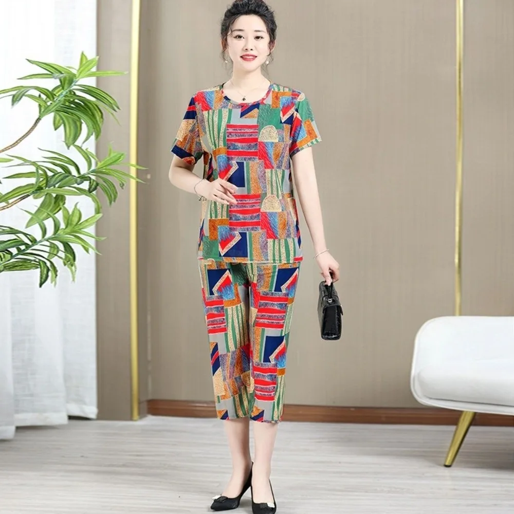 Comfortable Plus Size Elderly T-shirt Sets Stripe Loose Women Two Piece Set Summer Short-sleeved Casual Loungewear Set Gift
Comfortable Plus Size Elderly T-shirt Sets Stripe Loose Women Two Piece Set Summer Short-sleeved Casual Loungewear Set Gift