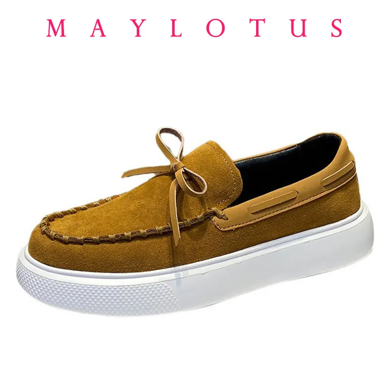 2025 Mens Loafers Casual Leather Shoes Slip on Moccasins Breathable Male Driving Shoes Comfort Soft Dress Footwear Men Shoes
2025 Mens Loafers Casual Leather Shoes Slip on Moccasins Breathable Male Driving Shoes Comfort Soft Dress Footwear Men Shoes