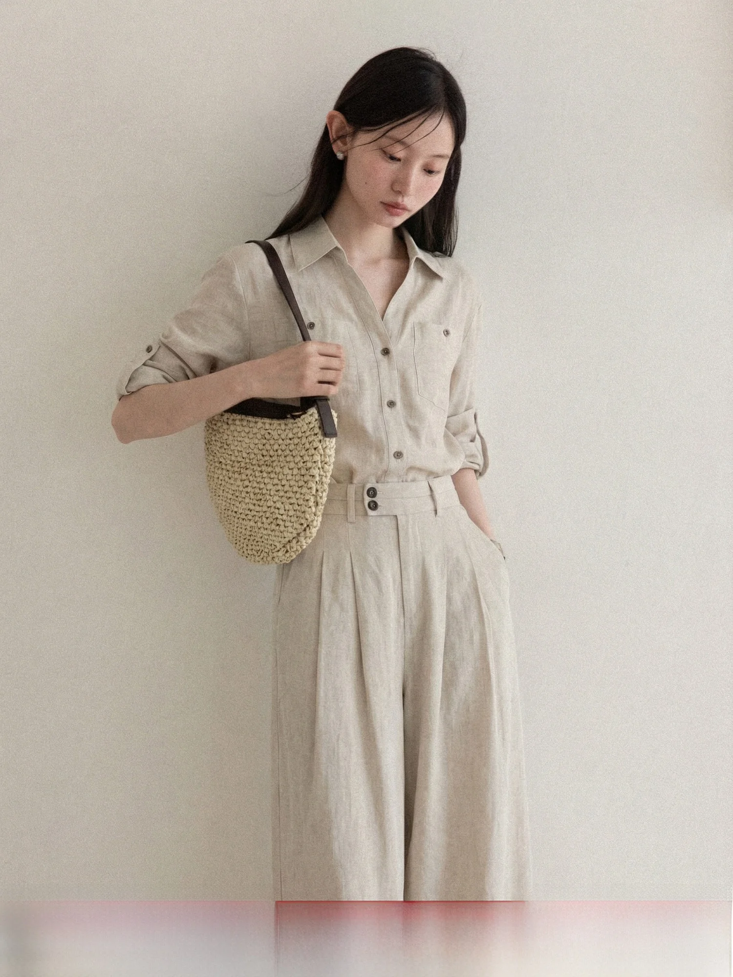 Lightweight Long Sleeve Loose Fit Collared Shirt for Women Casual Commute Summer Shirt Breathable Comfortable Fiber Blend
Lightweight Long Sleeve Loose Fit Collared Shirt for Women Casual Commute Summer Shirt Breathable Comfortable Fiber Blend