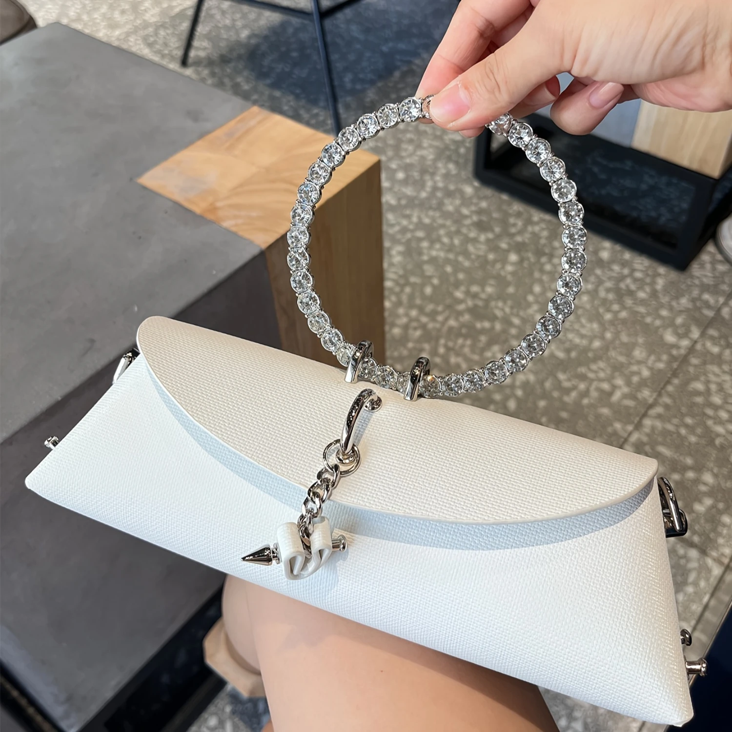 Designer For Womens, Blingbling Rhinestone Ring Clutch Bag, Elegant Evening Purse For Wedding Party Prom Banquet - Perfect for
Designer For Womens, Blingbling Rhinestone Ring Clutch Bag, Elegant Evening Purse For Wedding Party Prom Banquet - Perfect for