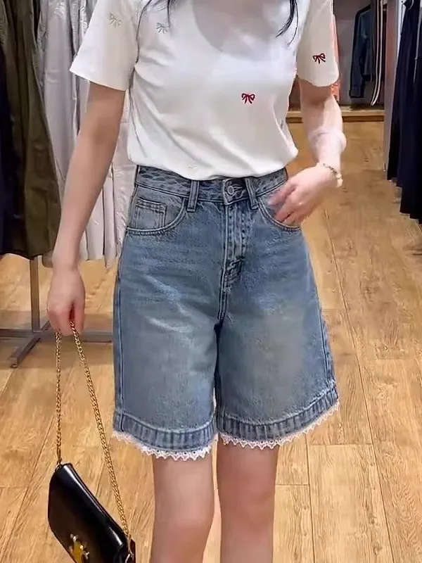 High Waist Lace Trim Wide Leg Jeans Shorts Women's Summer Thin Five-Point Pants plus Size Comfortable Loose Fit Denim Shorts
High Waist Lace Trim Wide Leg Jeans Shorts Women's Summer Thin Five-Point Pants plus Size Comfortable Loose Fit Denim Shorts
