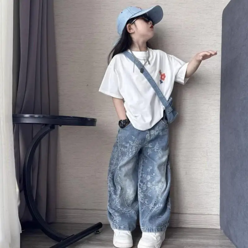 Boys Girls Casual Cool Jacquard Denim Curved Pants Loose Fit Short Sleeve T-Shirt 2 Piece Set Trendy Big Kids Daily Wear Outfit
Boys Girls Casual Cool Jacquard Denim Curved Pants Loose Fit Short Sleeve T-Shirt 2 Piece Set Trendy Big Kids Daily Wear Outfit
