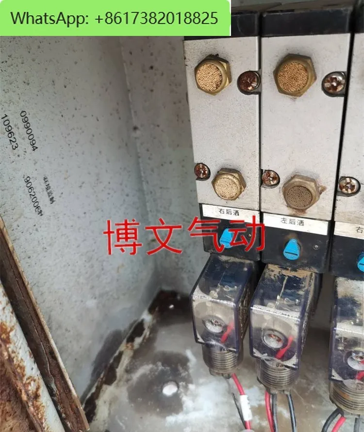 New V45K2-10U solenoid valve DC24V reversing air valve environmental sanitation sprinkler car parts
New V45K2-10U solenoid valve DC24V reversing air valve environmental sanitation sprinkler car parts