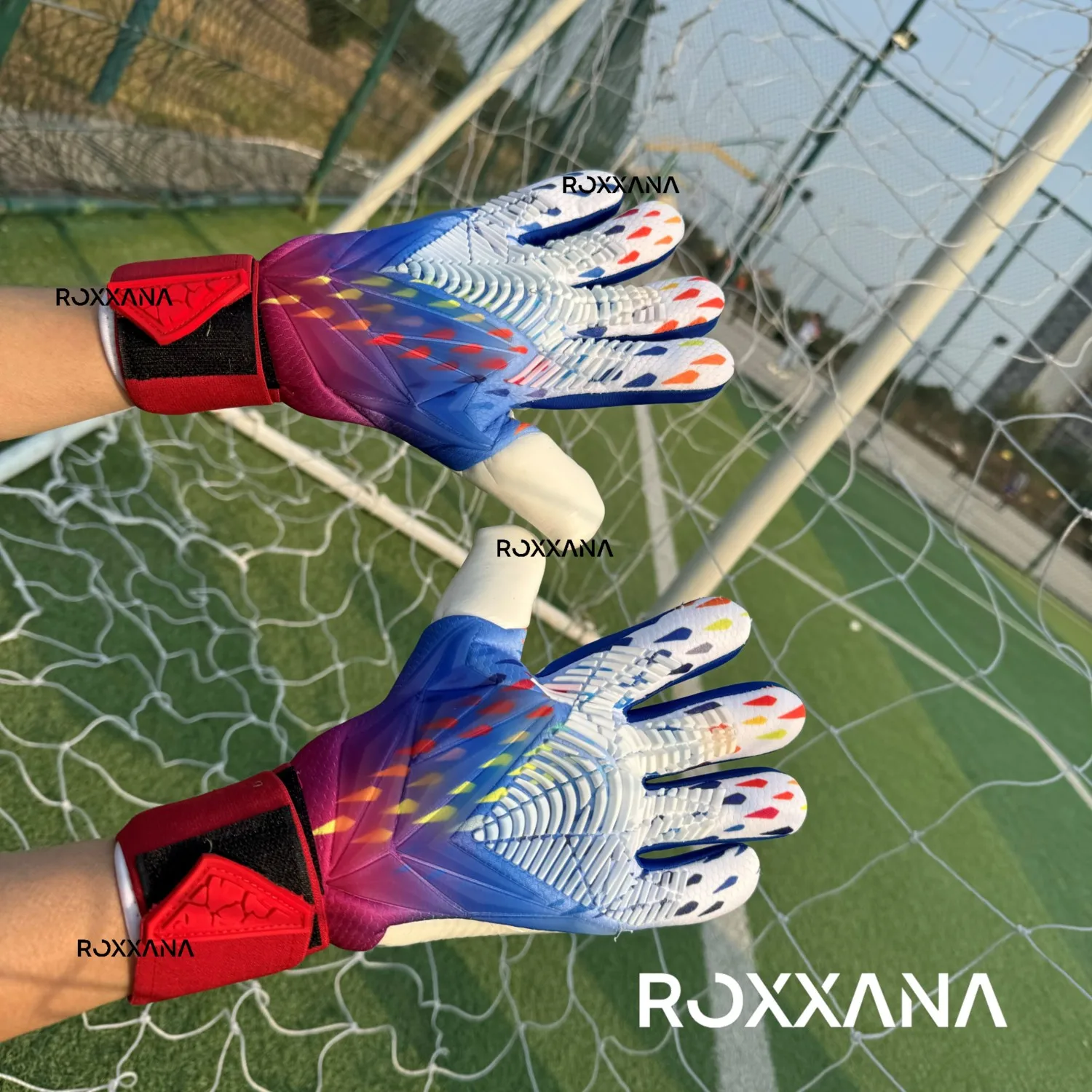 Adult And Children'S Football Goalkeeper Gloves, Competition And Training Protective Gloves, Thickened Latex Gloves
Adult And Children'S Football Goalkeeper Gloves, Competition And Training Protective Gloves, Thickened Latex Gloves