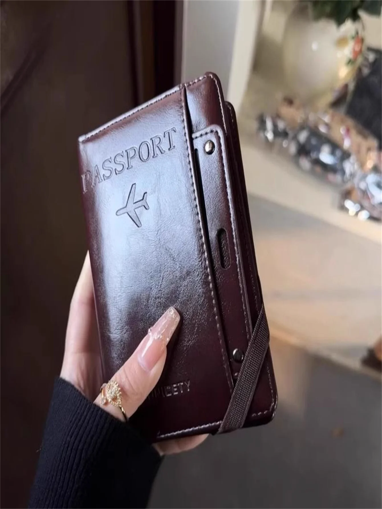 1Pc Passport Holder Document Protective Cover Travel Wallet Card Holder Multi-Functional Business Card Large Capacity Storage Bag
1Pc Passport Holder Document Protective Cover Travel Wallet Card Holder Multi-Functional Business Card Large Capacity Storage Bag