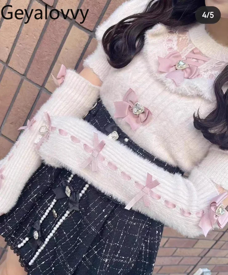 Новый вязаный свитер 2026 года с пушистым бантом и съемными рукавами: милый, универсальный, модный, с круглым вырезом, стройнящий пуловер для девочек
Новый вязаный свитер 2026 года с пушистым бантом и съемными рукавами: милый, универсальный, модный, с круглым вырезом, стройнящий пуловер для девочек