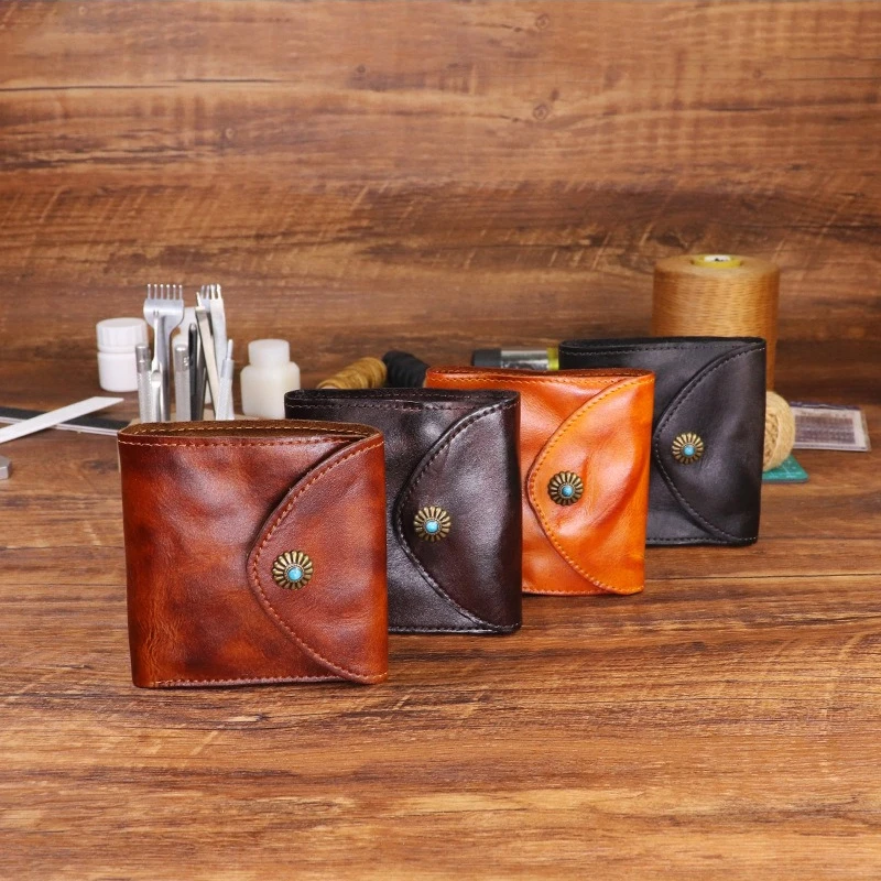 Men's short genuine leather wallet, three-fold large-capacity multi-functional coin purse, portable wallet
Men's short genuine leather wallet, three-fold large-capacity multi-functional coin purse, portable wallet