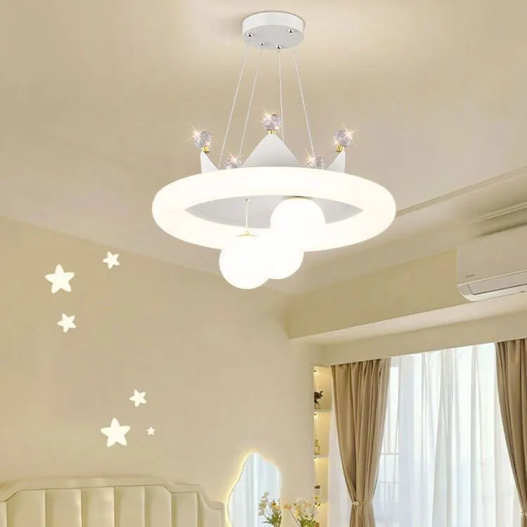 New cream style wedding room lamp Warm Internet celebrity crown bedroom chandelier Nordic romantic girl princess room lamp
New cream style wedding room lamp Warm Internet celebrity crown bedroom chandelier Nordic romantic girl princess room lamp