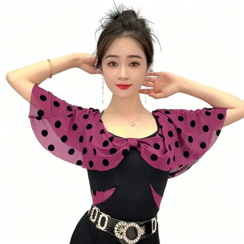 Latin dance shirt women's long-sleeved autumn and winter new clothing competition performance national standard modern dance bod
Latin dance shirt women's long-sleeved autumn and winter new clothing competition performance national standard modern dance bod