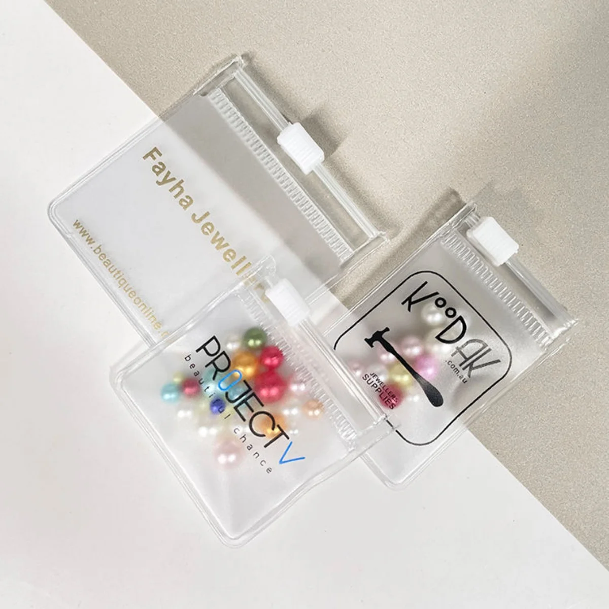 100pcs Newest Transparent Plastic Jewelry Pouches Ziplock Bag PVC Plastic Zipper Packaging Bag
100pcs Newest Transparent Plastic Jewelry Pouches Ziplock Bag PVC Plastic Zipper Packaging Bag