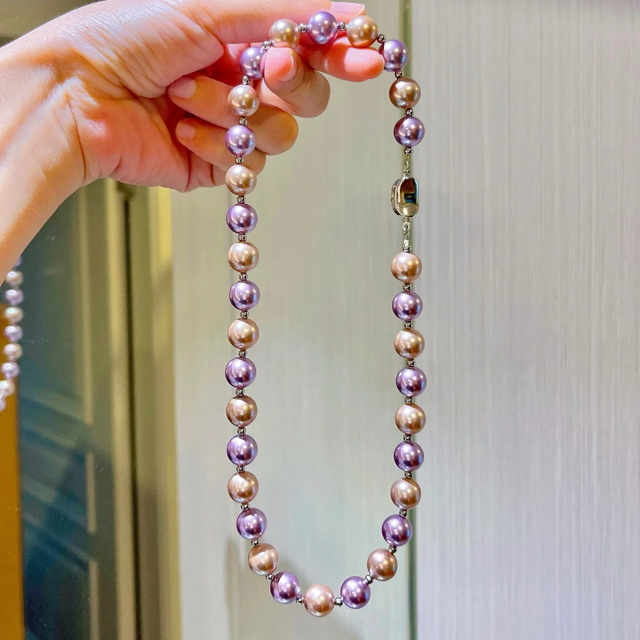 New color scheme 10mm high quality strong light maple yellow purple artificial crystal pearl gypsy star necklace collarbone chai
New color scheme 10mm high quality strong light maple yellow purple artificial crystal pearl gypsy star necklace collarbone chai