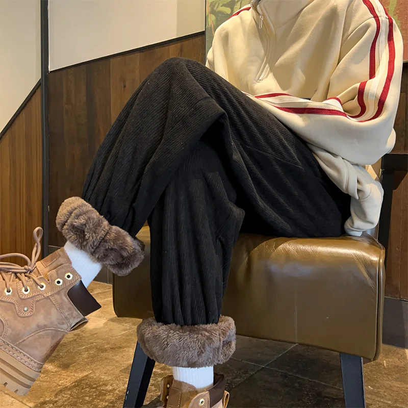 Lamb Velvet Fce Lined Thiened Winter Sports Sweatpants Loose Warm Casual Trousers for Men Breathable Comfortable Loose Fit
Lamb Velvet Fce Lined Thiened Winter Sports Sweatpants Loose Warm Casual Trousers for Men Breathable Comfortable Loose Fit