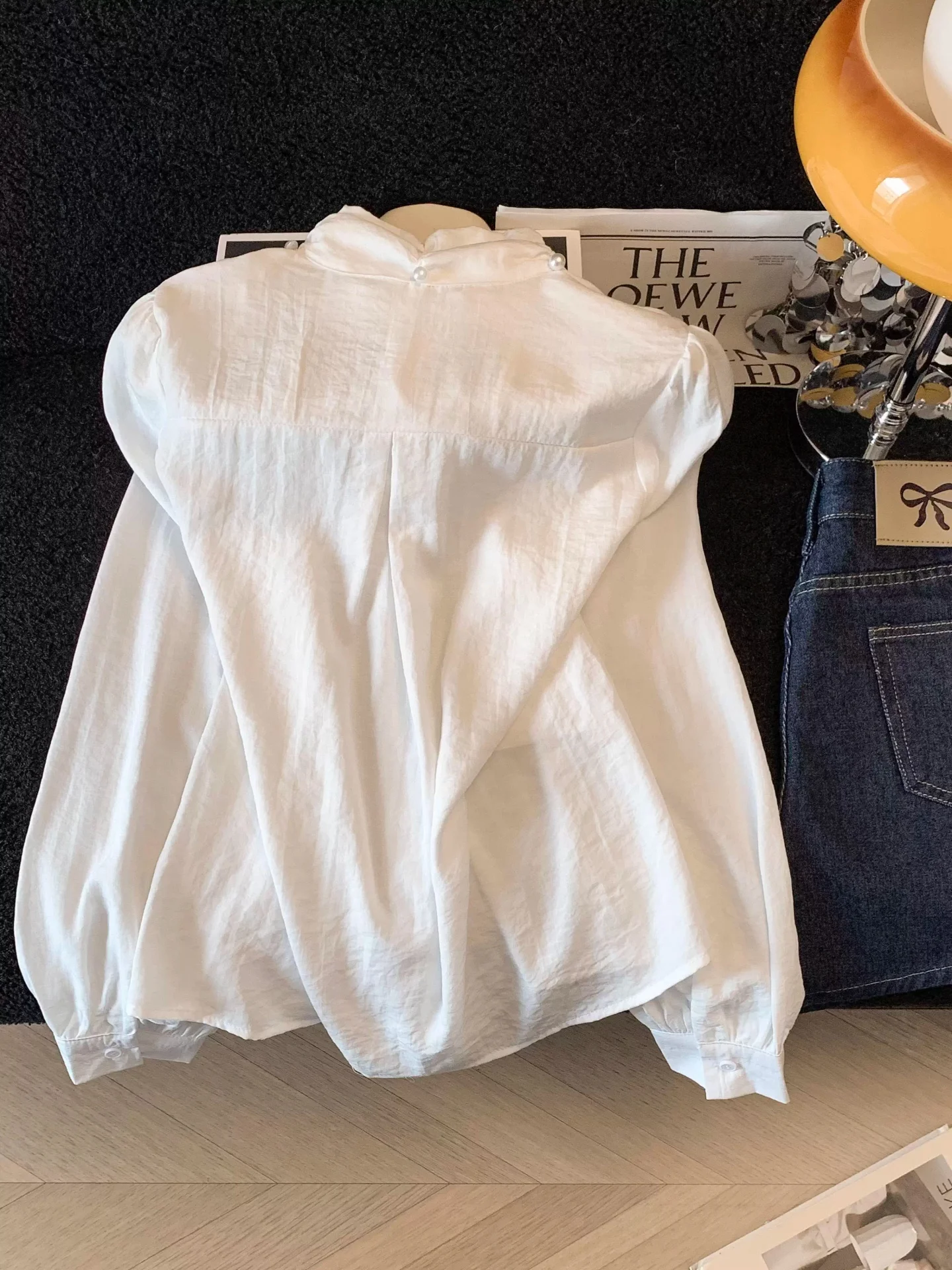 Ele White irt Women's Loose Long Sve Gauze Collar High Waist Knitted Fabric Silk Top for Spring Faion Ladies
Ele White irt Women's Loose Long Sve Gauze Collar High Waist Knitted Fabric Silk Top for Spring Faion Ladies