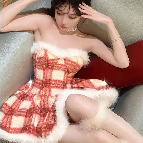 Christmas Limited Tube Top Dress Winter Fashion Corset Feminine Temperament Sweet Chic Versatile Plaid A-Line Skirt
Christmas Limited Tube Top Dress Winter Fashion Corset Feminine Temperament Sweet Chic Versatile Plaid A-Line Skirt