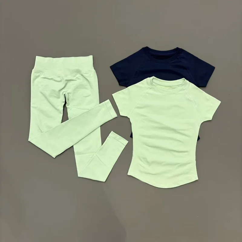 2 Pieces Sports Set Women Seamless Short Pilates Top Yoga Sports Tights Suit Gym Sportswear Workout Sets Running Leggings Suits
2 Pieces Sports Set Women Seamless Short Pilates Top Yoga Sports Tights Suit Gym Sportswear Workout Sets Running Leggings Suits