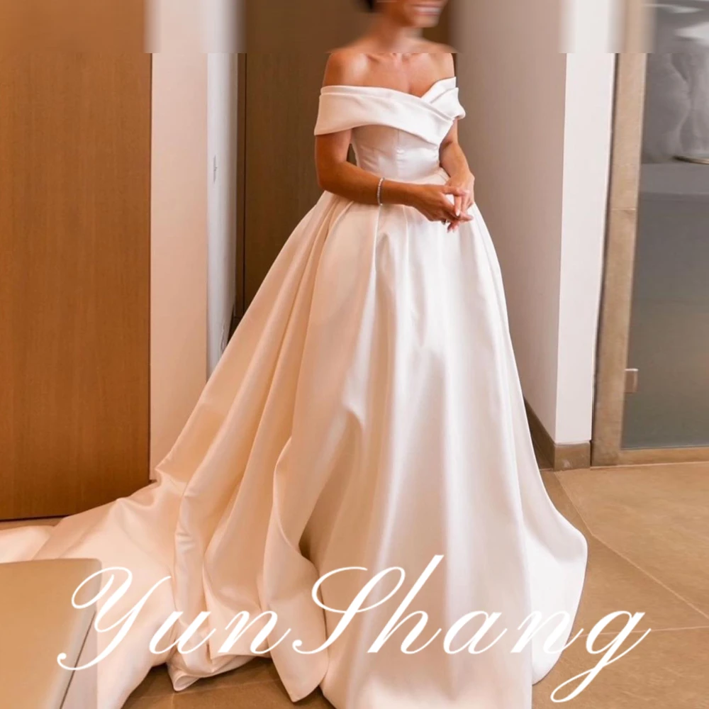 YunShang Customized Elegant Satin Wedding Off Shoulder Sweep Train Floor Length High Quality Women Gown Shinny Princess Robe De
YunShang Customized Elegant Satin Wedding Off Shoulder Sweep Train Floor Length High Quality Women Gown Shinny Princess Robe De