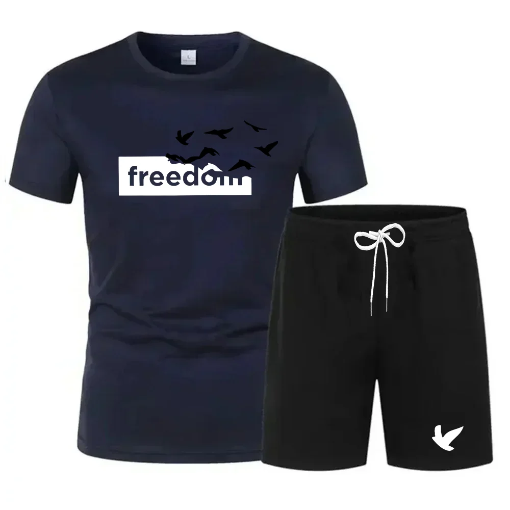 The men's letter-printed T-shirt, an interesting graphic T-shirt, is a comfortable and fashionable two-piece summer top and capr
The men's letter-printed T-shirt, an interesting graphic T-shirt, is a comfortable and fashionable two-piece summer top and capr