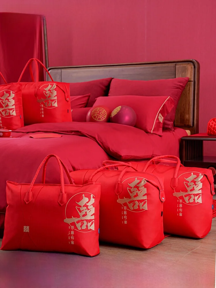 Romantic Wedding Celebration LORiCA Storage Bag Bride's Trousseau Items Red Wedding Quilt Set Female Accompanying Dowry
Romantic Wedding Celebration LORiCA Storage Bag Bride's Trousseau Items Red Wedding Quilt Set Female Accompanying Dowry