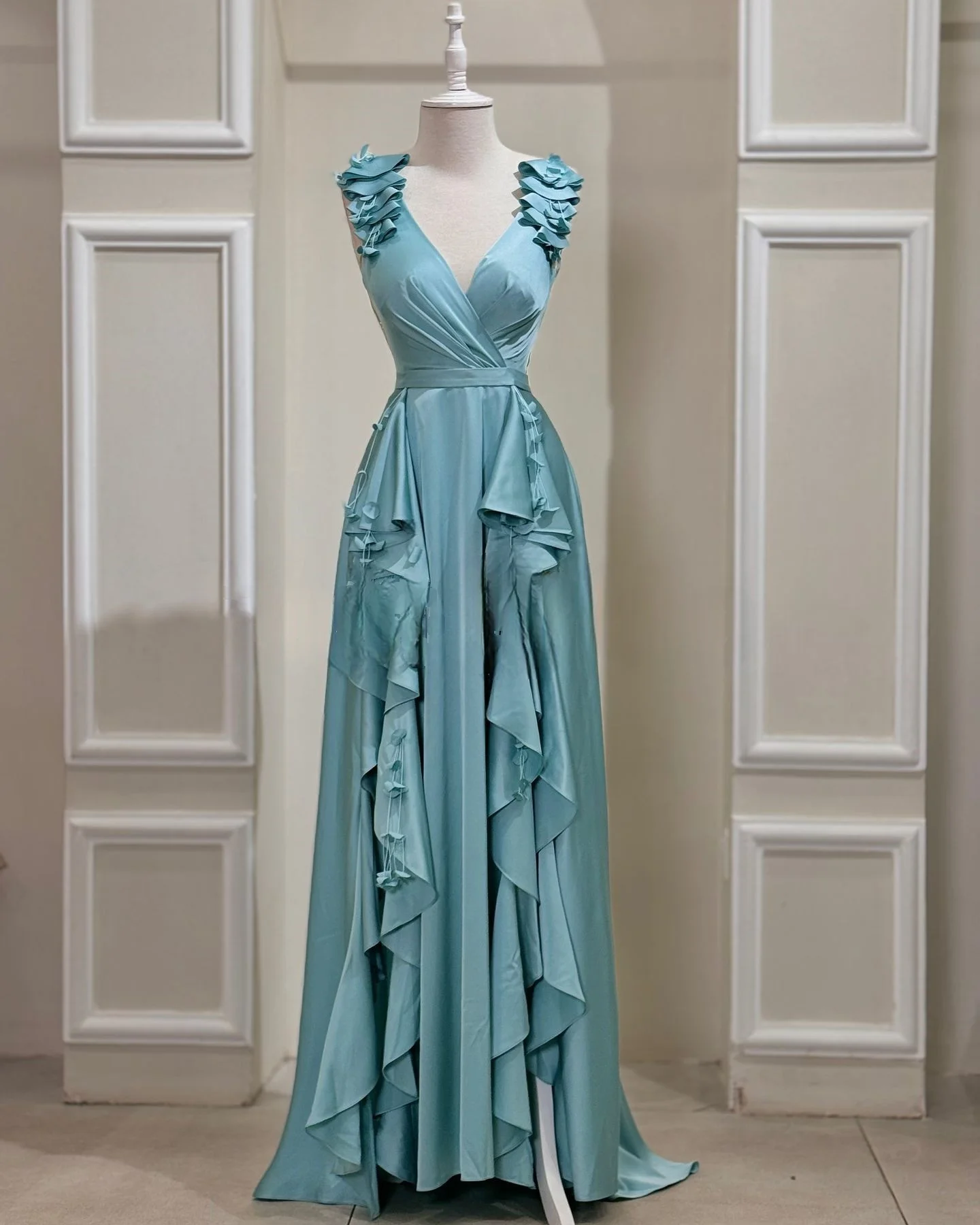 Customized Graceful Jersey A-Line Cap Sleeve Appliques And Ruffles Evening Dresses V-Neck Sleeveless Panel Train Prom
Customized Graceful Jersey A-Line Cap Sleeve Appliques And Ruffles Evening Dresses V-Neck Sleeveless Panel Train Prom