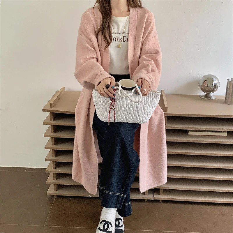 Korean style Knitted cardigan loose over the knee plus long sweater jacket casual outside
Korean style Knitted cardigan loose over the knee plus long sweater jacket casual outside