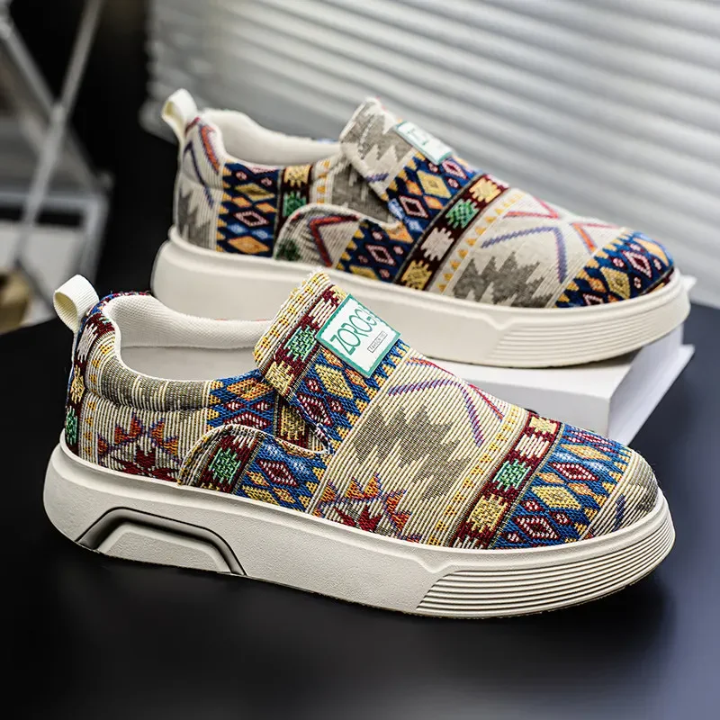 New Fashion Beige Printed Mens Summer Shoes Breathable Canvas Loafers Shoes Men Slip-on Casual Shoes for Men mocasines de hombre
New Fashion Beige Printed Mens Summer Shoes Breathable Canvas Loafers Shoes Men Slip-on Casual Shoes for Men mocasines de hombre