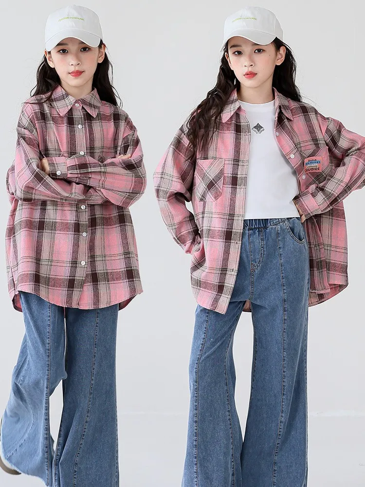 Клетчатая свободная рубашка с длинными рукавами для девочек на весну и осень
Клетчатая свободная рубашка с длинными рукавами для девочек на весну и осень