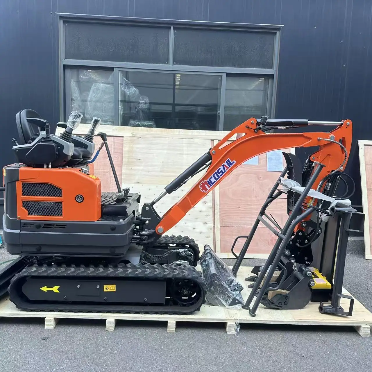 Custom 1.2T Mini Excavator for Small Retention Pond Excavation CE Euro 5 Compact Crawler Machine
Custom 1.2T Mini Excavator for Small Retention Pond Excavation CE Euro 5 Compact Crawler Machine