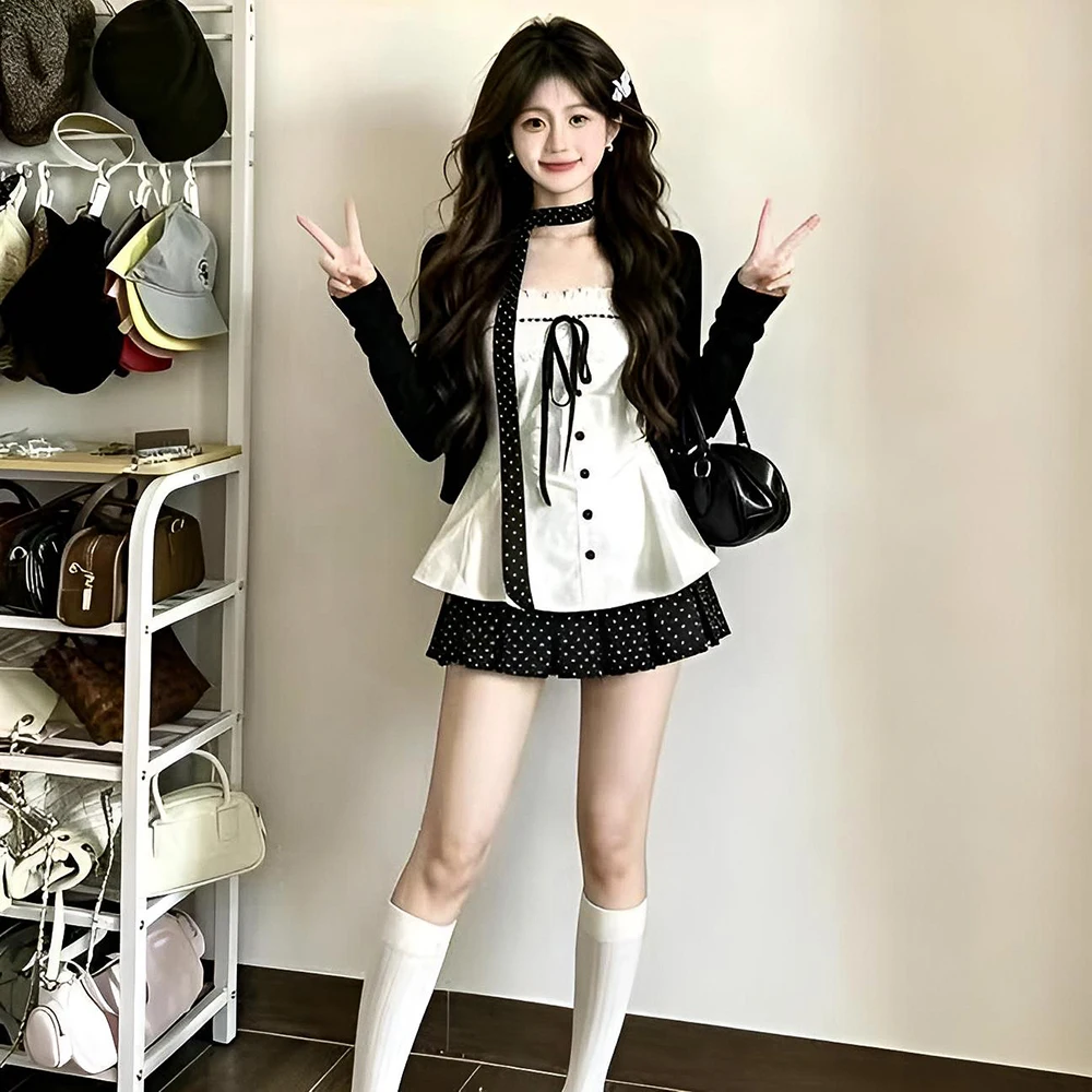 Summer Beautiful Women's Korean Style Fashion Set Short Sleeve Breathable Polyester round Neck Knot Three Pieces
Summer Beautiful Women's Korean Style Fashion Set Short Sleeve Breathable Polyester round Neck Knot Three Pieces