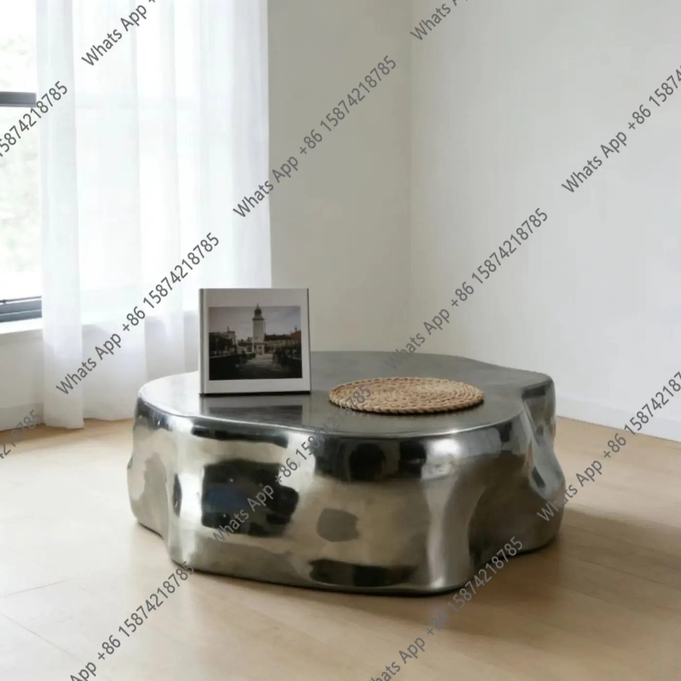 creative simple Modern light luxury stainless steel coffee table living room special-shaped coffee table combination simple
creative simple Modern light luxury stainless steel coffee table living room special-shaped coffee table combination simple