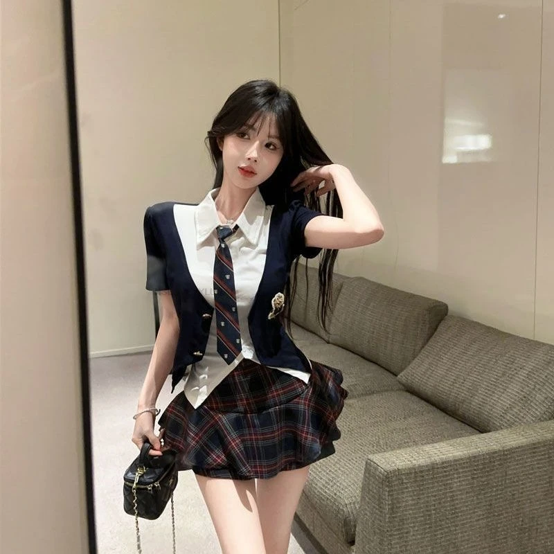Korean Casual Chic Uniform Daily Jk Set Sweet Fashion Female Women Sexy Fashionable Women Y2k Style Jk Clothing Two Piece Sets
Korean Casual Chic Uniform Daily Jk Set Sweet Fashion Female Women Sexy Fashionable Women Y2k Style Jk Clothing Two Piece Sets