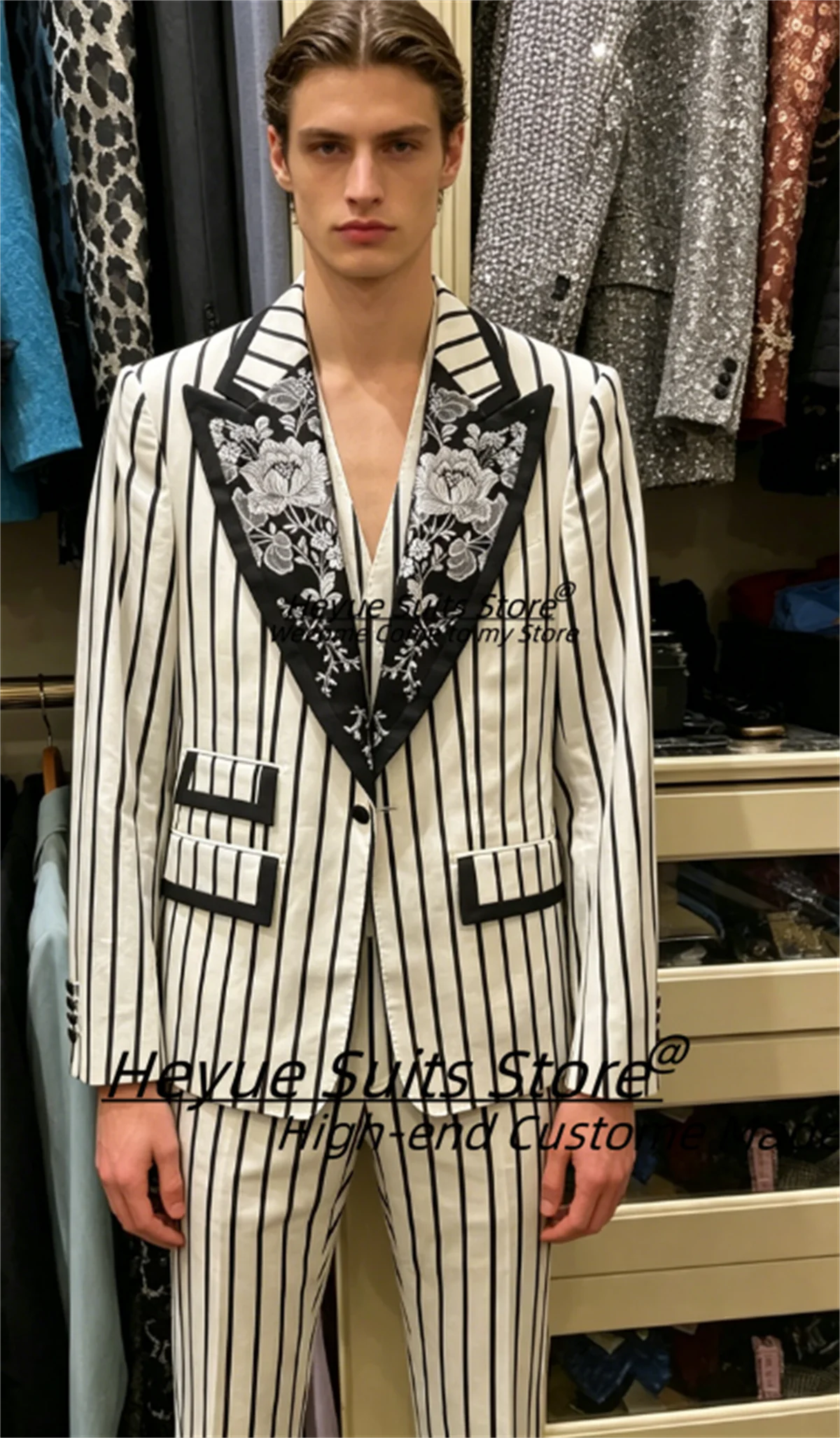Customized Formal Stripe Men Suits High-end Jacquard Peak Lapel Groom Wedding Tuxedos 3 Pieces Sets Male Prom Party Blazers
Customized Formal Stripe Men Suits High-end Jacquard Peak Lapel Groom Wedding Tuxedos 3 Pieces Sets Male Prom Party Blazers