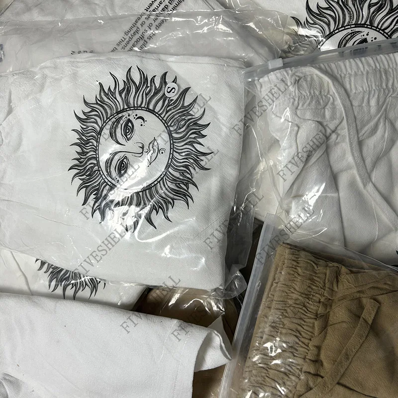 Мужские свободные брюки на Хэллоуин в стиле Хай-стрит, в стиле хип-хоп, новинка, весна-осень, прямые брюки, повседневные средневековые модели
Мужские свободные брюки на Хэллоуин в стиле Хай-стрит, в стиле хип-хоп, новинка, весна-осень, прямые брюки, повседневные средневековые модели