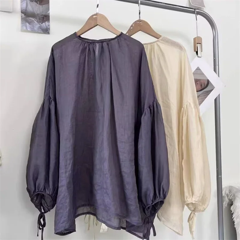 Japanese Thin Cotton Linen Blouse Women Lantern Sleeve O Neck Pullover Top Summer Loose Sun Protection Long Shirt
Japanese Thin Cotton Linen Blouse Women Lantern Sleeve O Neck Pullover Top Summer Loose Sun Protection Long Shirt