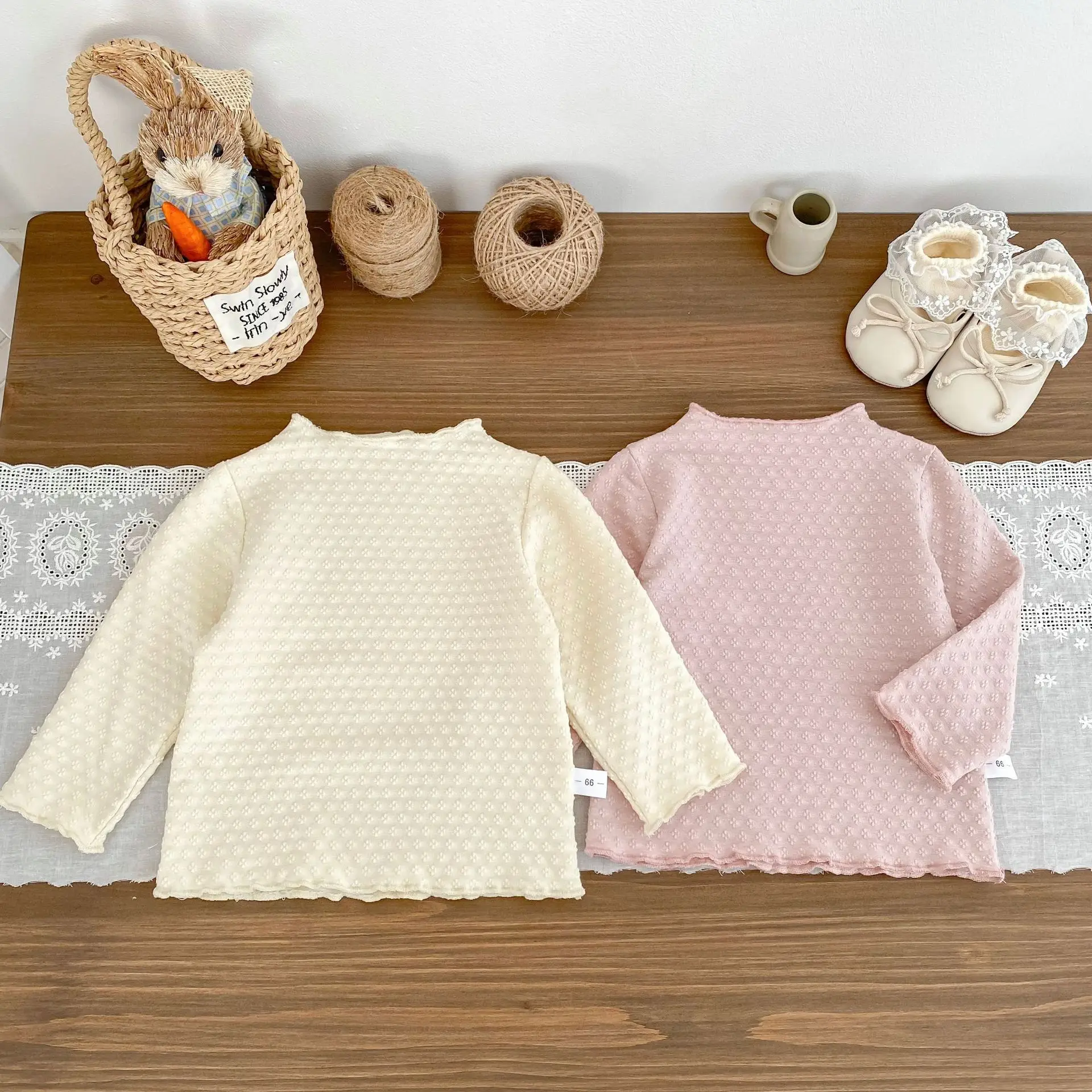 2025 Autumn New Baby Long Sleeve T Shirts Cotton Girls Cute Solid Bottoming Shirts Infant Toddler Versatile Tops Baby Clothes
2025 Autumn New Baby Long Sleeve T Shirts Cotton Girls Cute Solid Bottoming Shirts Infant Toddler Versatile Tops Baby Clothes
