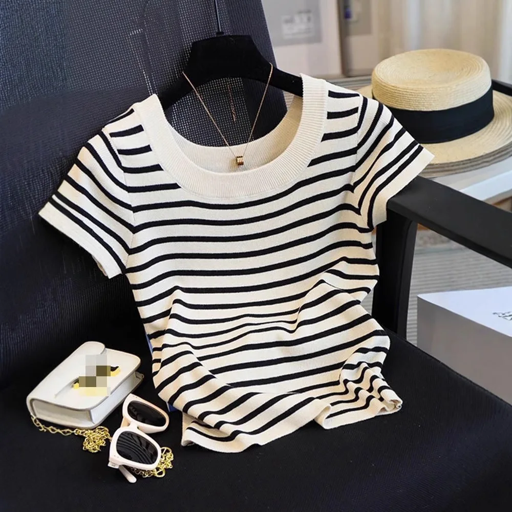 Plus Size Ice Silk Striped T-Shirt for Women Summer Knitted Square Neck Sleeve Short Slim Fit Base Shirt Top
Plus Size Ice Silk Striped T-Shirt for Women Summer Knitted Square Neck Sleeve Short Slim Fit Base Shirt Top