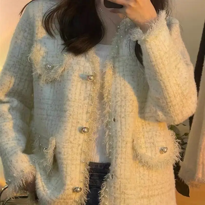 Твидовый жакет темно-синий женский зимний винтажный минималистичный изящный с бантом элегантный с пуговицами профессиональный
Твидовый жакет темно-синий женский зимний винтажный минималистичный изящный с бантом элегантный с пуговицами профессиональный