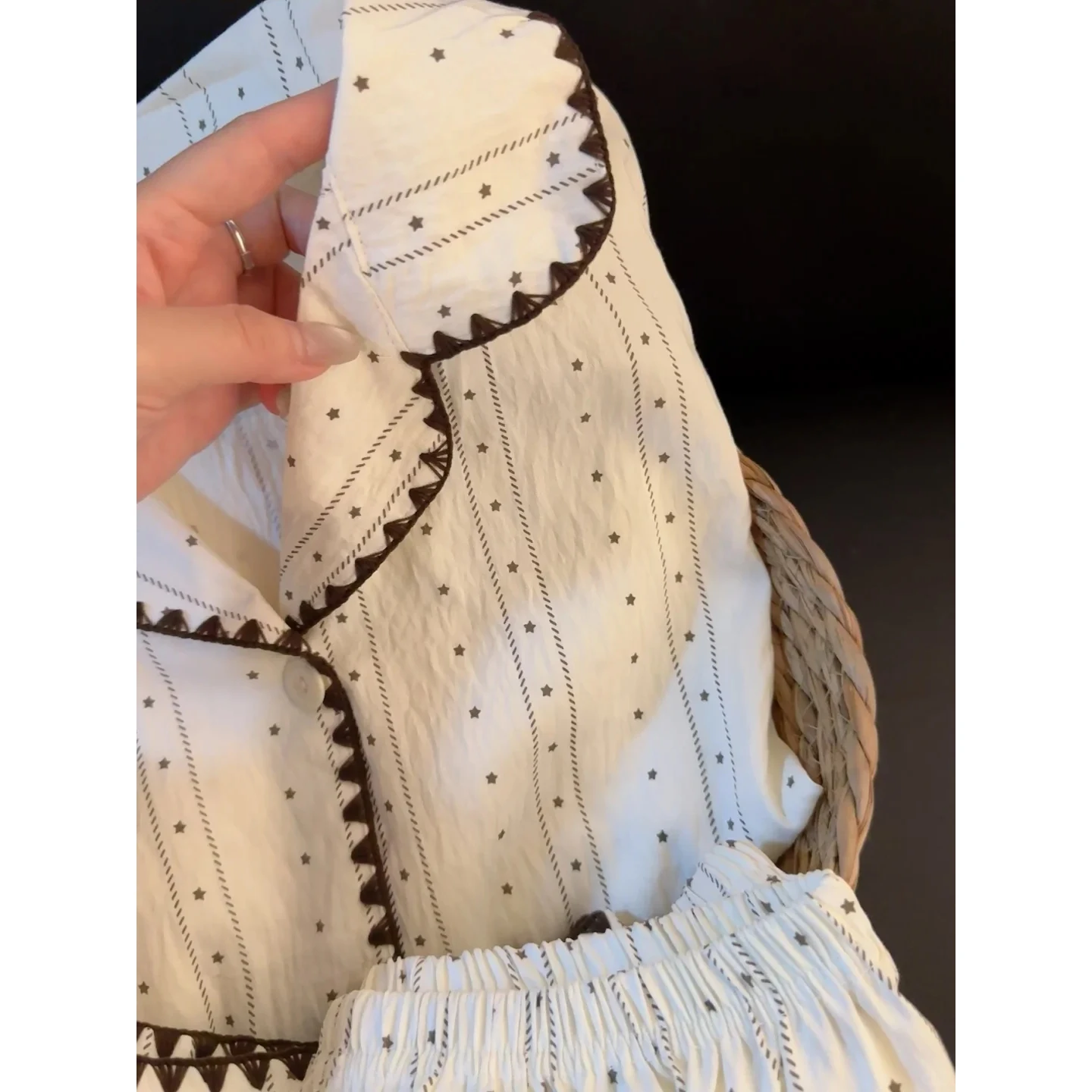 Summer Cloud Cotton Short Sleeve Short Pants Women's Daily Outing Home Sleepwear Ruffle Collar Rice Bottom Black Star Pattern
Summer Cloud Cotton Short Sleeve Short Pants Women's Daily Outing Home Sleepwear Ruffle Collar Rice Bottom Black Star Pattern