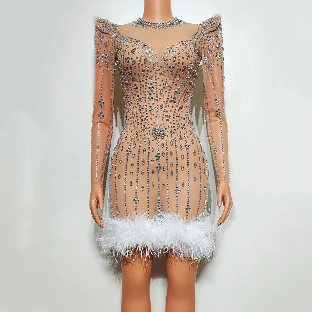 Singer Stage Drag Queen Costume Sexy Transparent Shiny Rhinestones Feather Short Dress Women Birthday Celebrate Catwalk Dresses
Singer Stage Drag Queen Costume Sexy Transparent Shiny Rhinestones Feather Short Dress Women Birthday Celebrate Catwalk Dresses