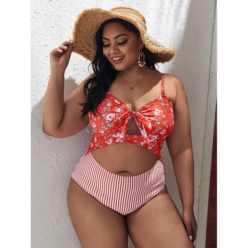 Floral Style Plus Size One-piece Swimsuit for Women, New Hollowed Out Design, Tight Fitting and Gathering Girls' Swimsuit for
Floral Style Plus Size One-piece Swimsuit for Women, New Hollowed Out Design, Tight Fitting and Gathering Girls' Swimsuit for