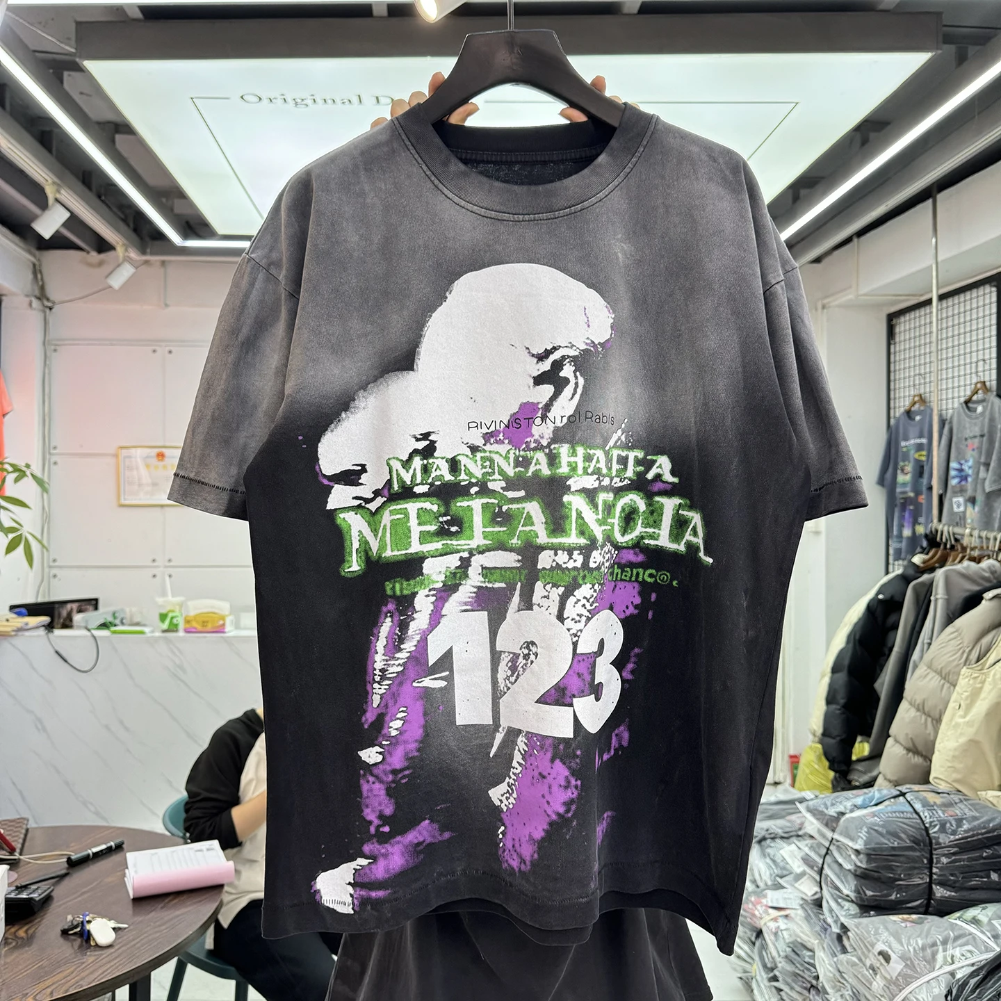 Loose Fit Gradient Digital Print T-Shirt American Street Style Washed Vintage Short Sleeve Trendy Cotton round Neck Pullover
Loose Fit Gradient Digital Print T-Shirt American Street Style Washed Vintage Short Sleeve Trendy Cotton round Neck Pullover
