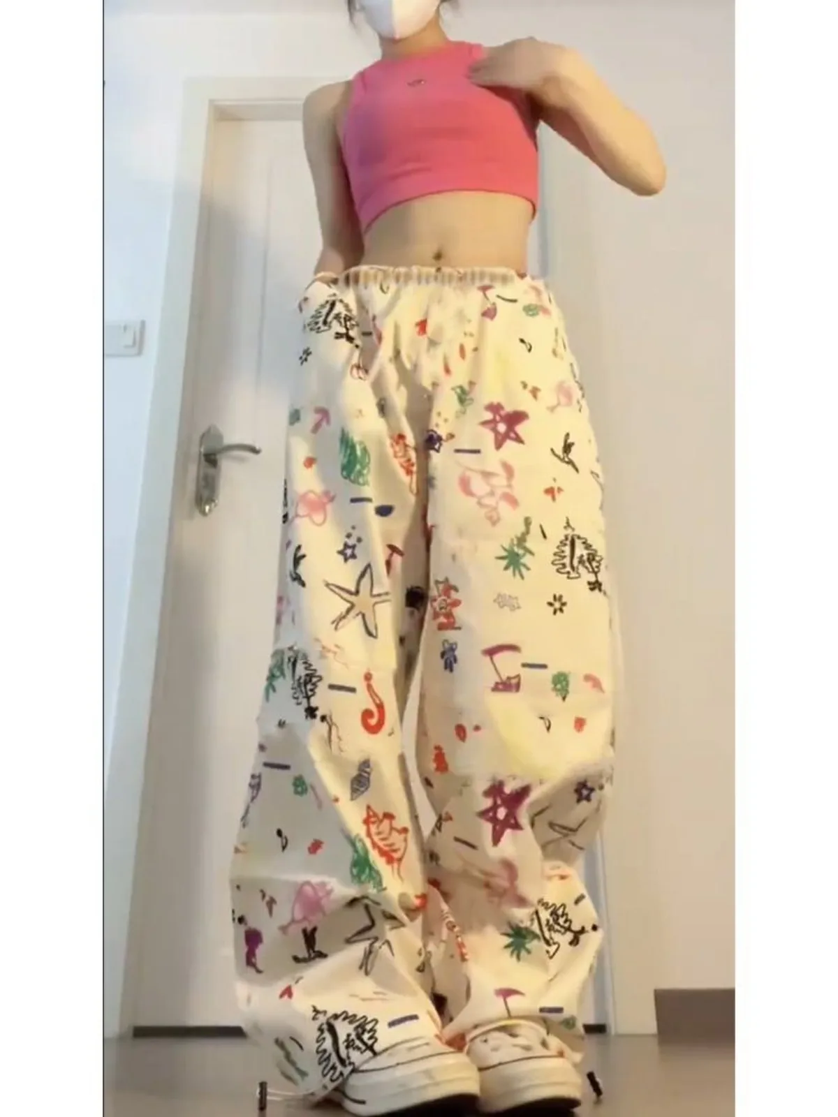 Trendy Graffiti Colored Summer 2025 Design New Work Pants for Men and Women Casual and Versatile Sporty and Slimming Pants
Trendy Graffiti Colored Summer 2025 Design New Work Pants for Men and Women Casual and Versatile Sporty and Slimming Pants